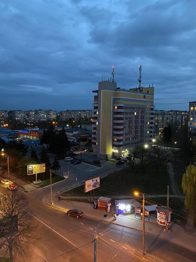 Віп Апартаменти В Районі Автовокзалужк Great House,Жк Арена,Поблизу Обласноі Лікарні 罗夫诺 外观 照片